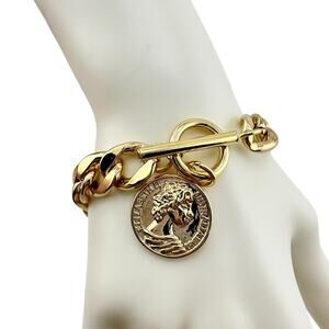 Australian Faux Coin Charm Figaro Link Chunky Gold Tone 7.75" Chain Bracelet